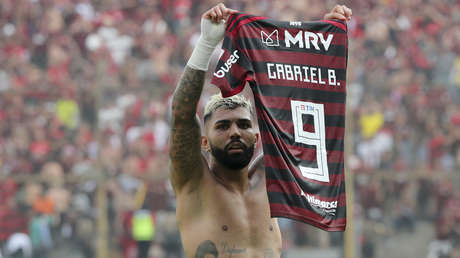 ‘Gabigol’ rompe la ‘maldición’ de tocar la Copa Libertadores y causa revuelo en las redes