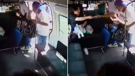 VIDEO: Una joven forcejea para impedir que le roben su mochila con su “tarea” durante un asalto en un autobús en México