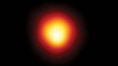 Un satélite meteorológico ayuda a esclarecer la causa del ‘Gran Oscurecimiento’ de la supergigante roja Betelgeuse