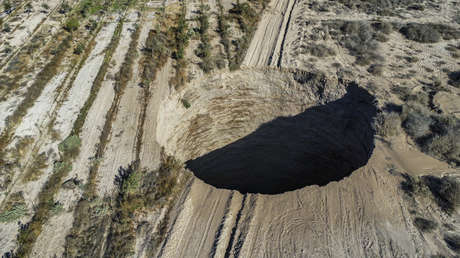 Rellenarán un gigantesco y misterioso socavón en Chile