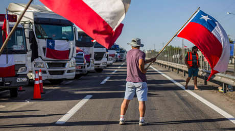 El Gobierno chileno llega a un acuerdo con parte de los camioneros en paro