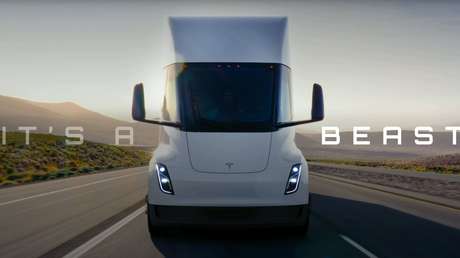 Tesla presenta el esperado camión Semi, “un elefante moviéndose como un guepardo”