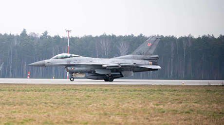 Polonia descarta el envío de sus cazas F-16 a Ucrania