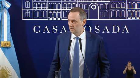 “Vienen tiempos de cambio complejos”: el vocero de Milei ofrece su primera conferencia de prensa