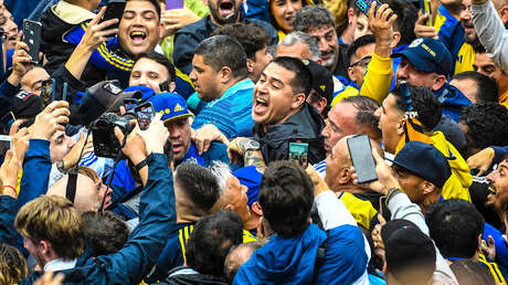 Elecciones del Boca Juniors se saldan con ‘golazo’ de Riquelme, derrota de Macri y abucheos a Milei