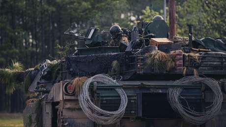 Tanques y blindados estadounidenses llegan a las instalaciones de la OTAN en Polonia