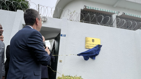 La Embajada ucraniana en Costa de Marfil, sospechosa de entrenar a combatientes