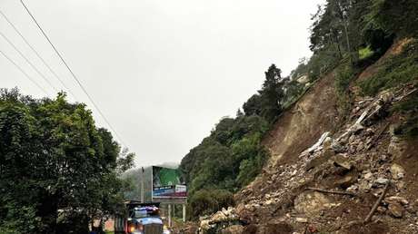 Deslizamiento de tierra por fuertes lluvias en México (FOTOS)