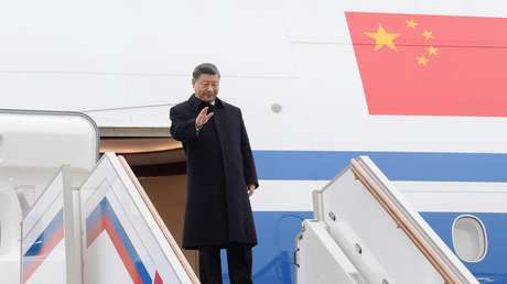 Xi Jinping arriba a Rusia para la cumbre de los BRICS