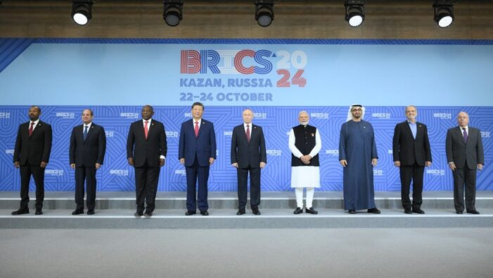 Los líderes de los BRICS se toman la foto de familia