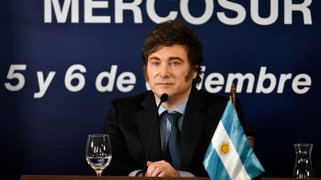 Milei recibe la presidencia ‘pro tempore’ de Mercosur de manos de Lacalle Pou