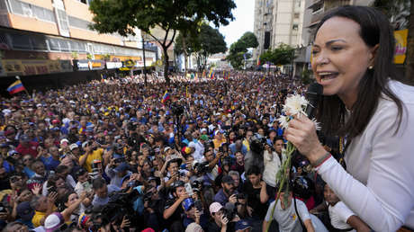 “Mediocre operación de falsa bandera”: Fiscal venezolano sobre la desmentida detención de María Machado