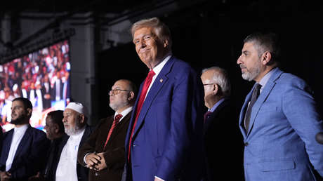 La bizarra anécdota de Trump sobre los imanes: les preguntó por las “38 vírgenes” porque no querían morir