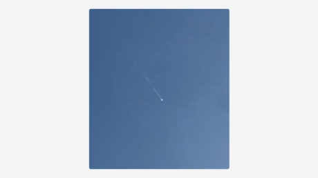 VIDEO: Misiles iraníes vuelan sobre Israel en la última oleada de ataques de represalia